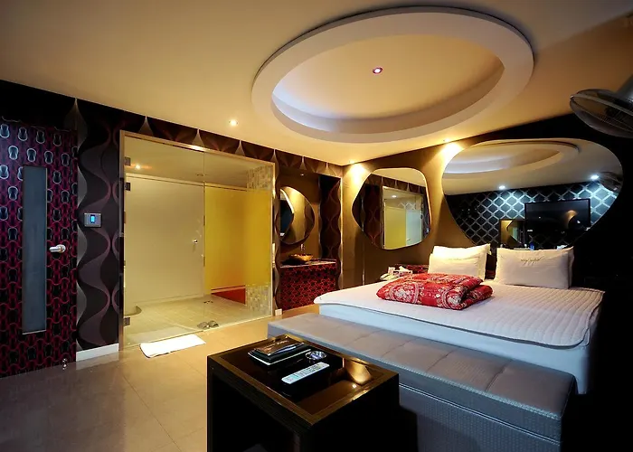 Wow Motel
