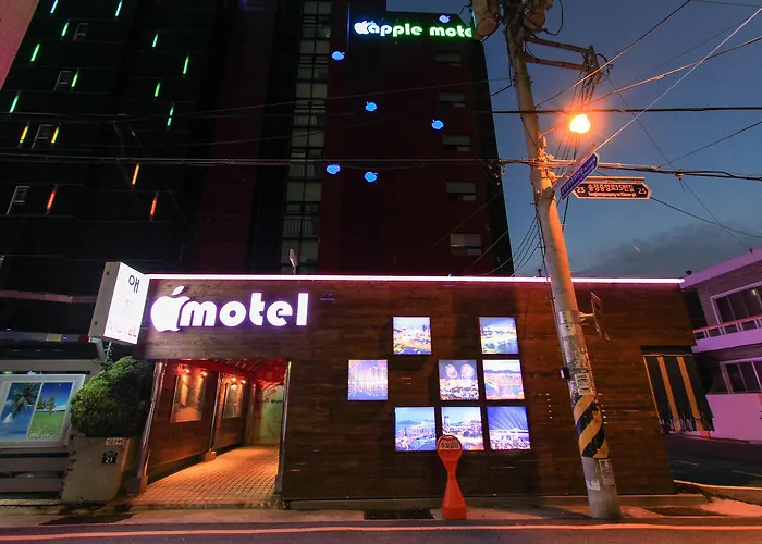 Apple Motel