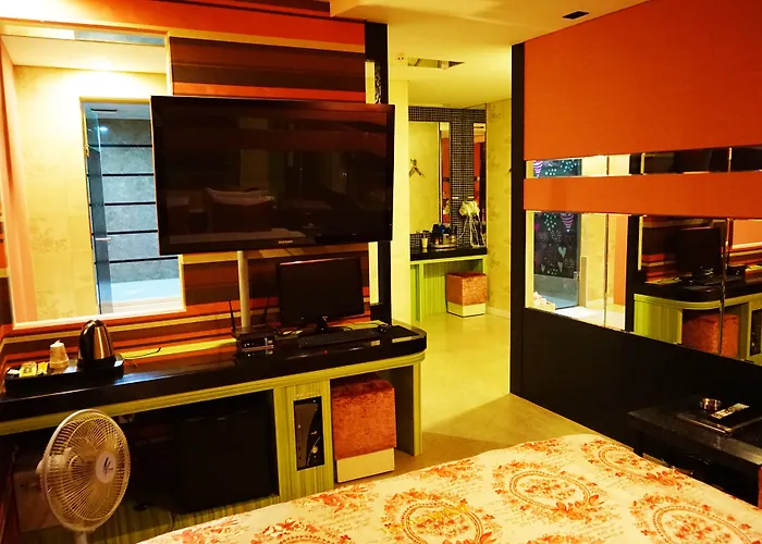 Ava Hotel