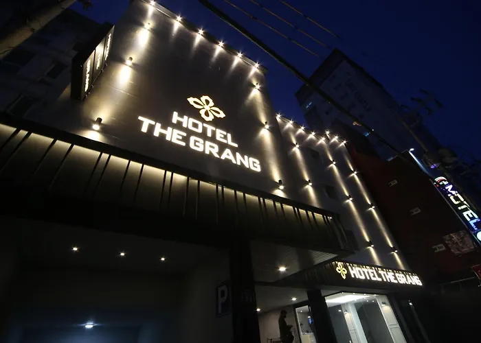 Daeyeon Business Hotel The Grang