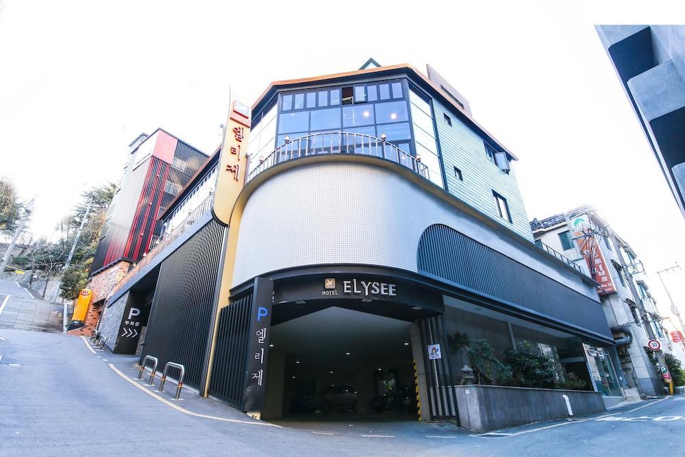 Hotel Elysee 3*