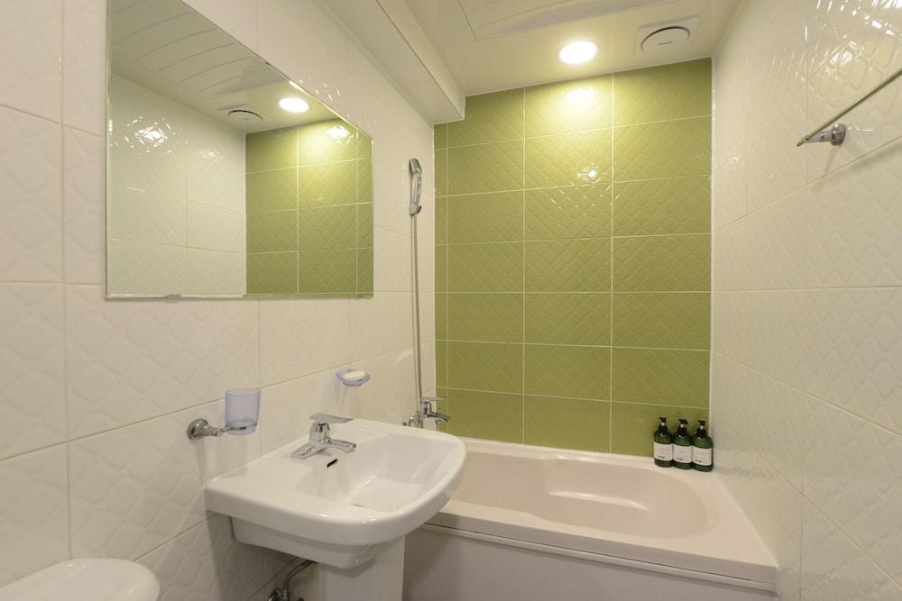 Top Motel Busan Motel 2*