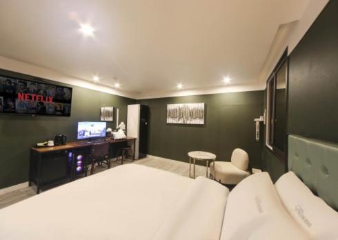 Hotel The Stone Bridge Sasang Busan