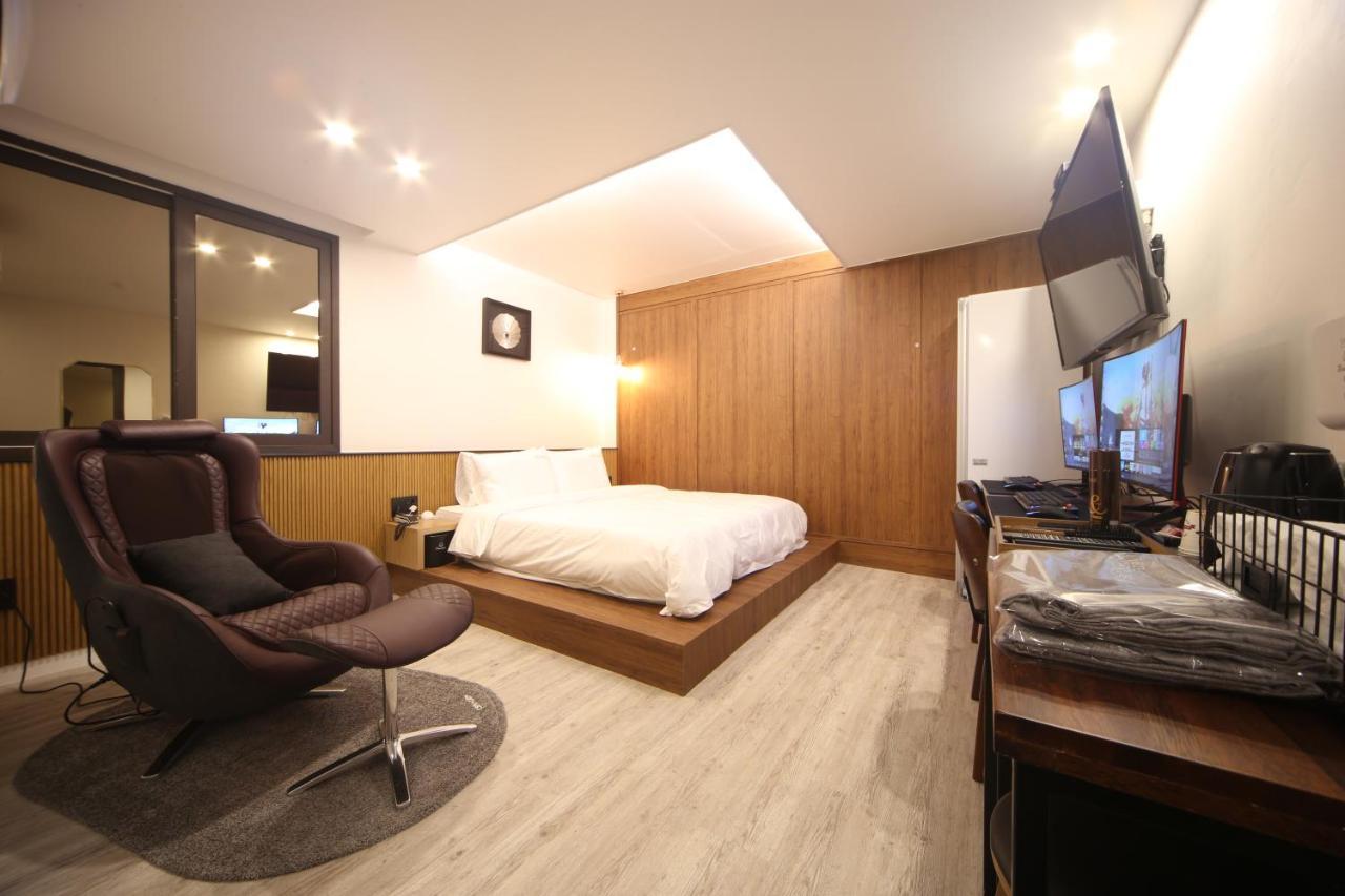 The Stone Bridge Sasang Hotel Busan