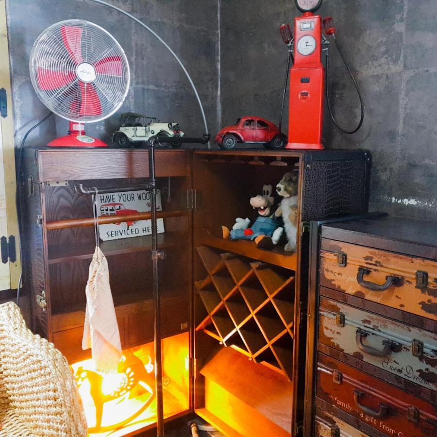 The Antique Apartment *