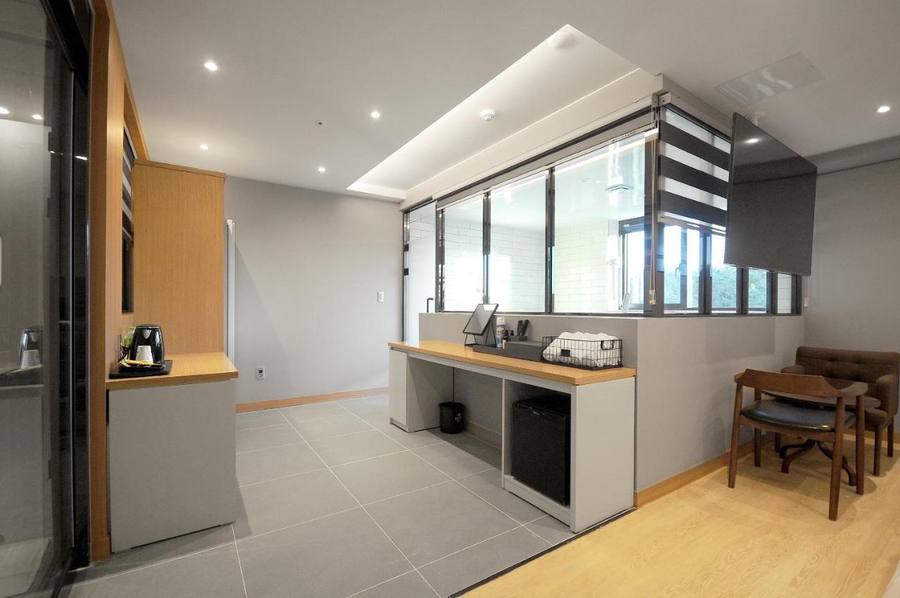 Hotel Gijang Hound Ilgwang Busan