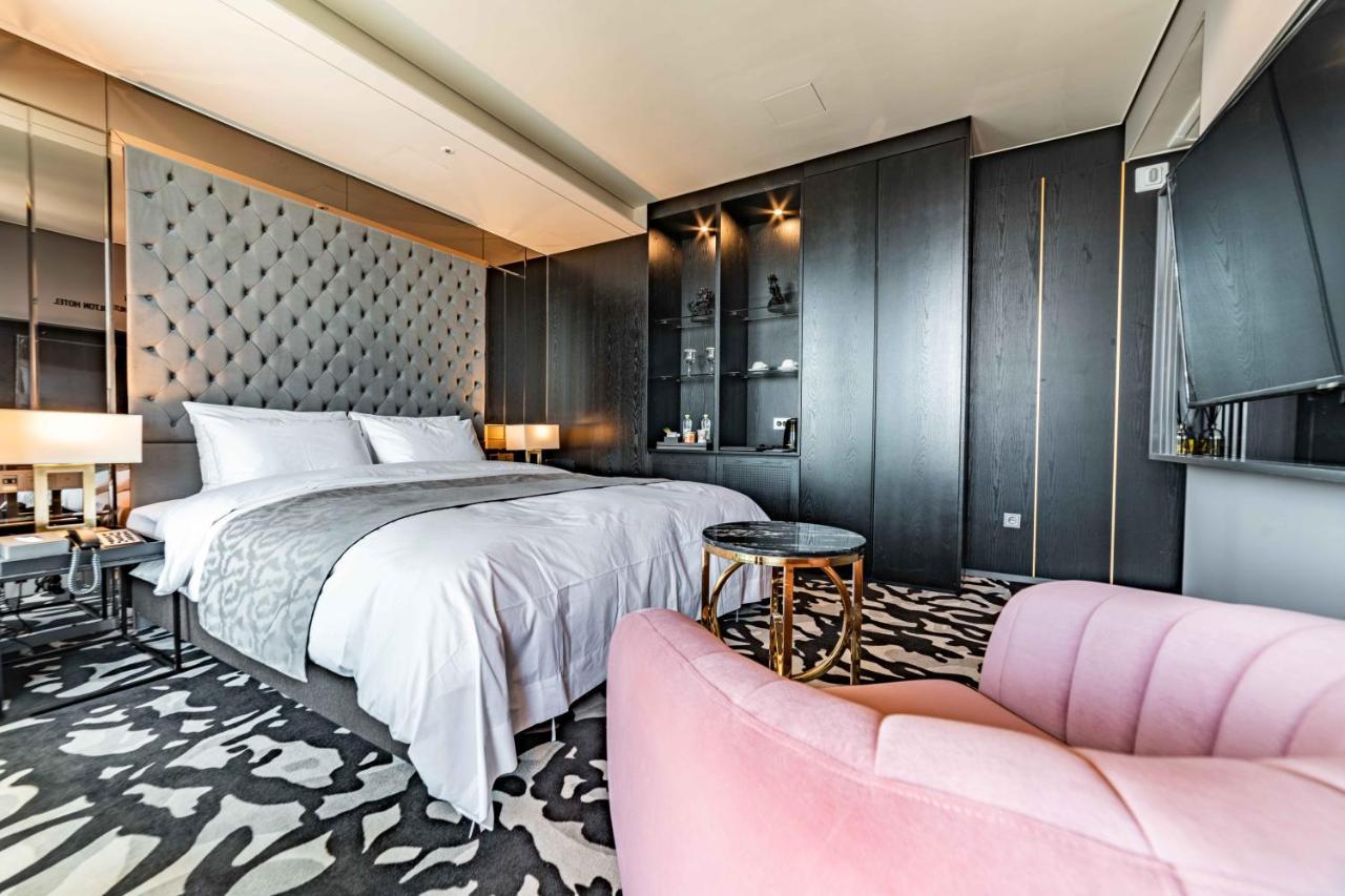 Hotel Louis Hamilton West