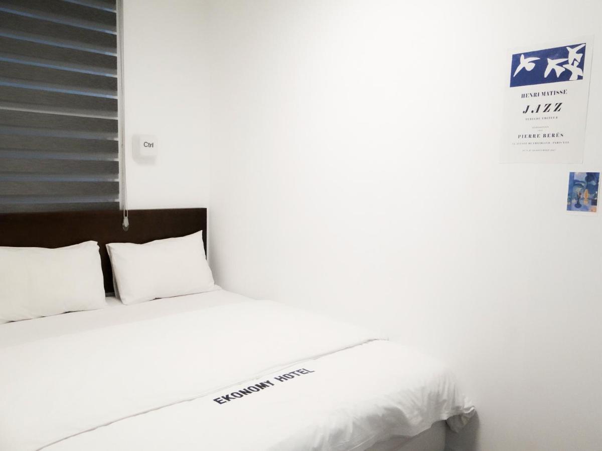 Ekonomy Haeundae Hostel *