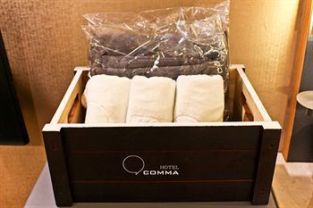Comma Busan