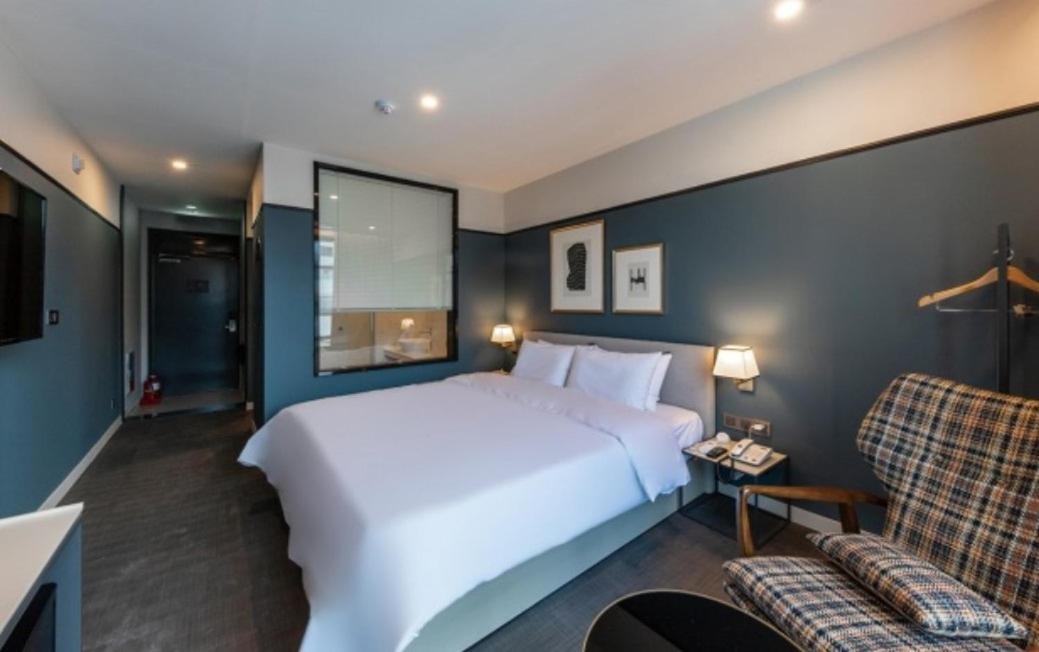 Hotel Brown Dot Deokcheon 3*