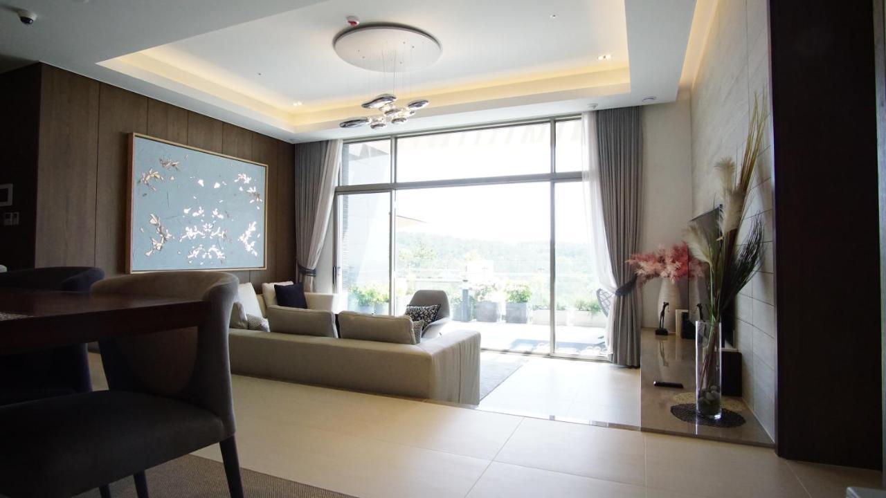 Haeundae Golf & *