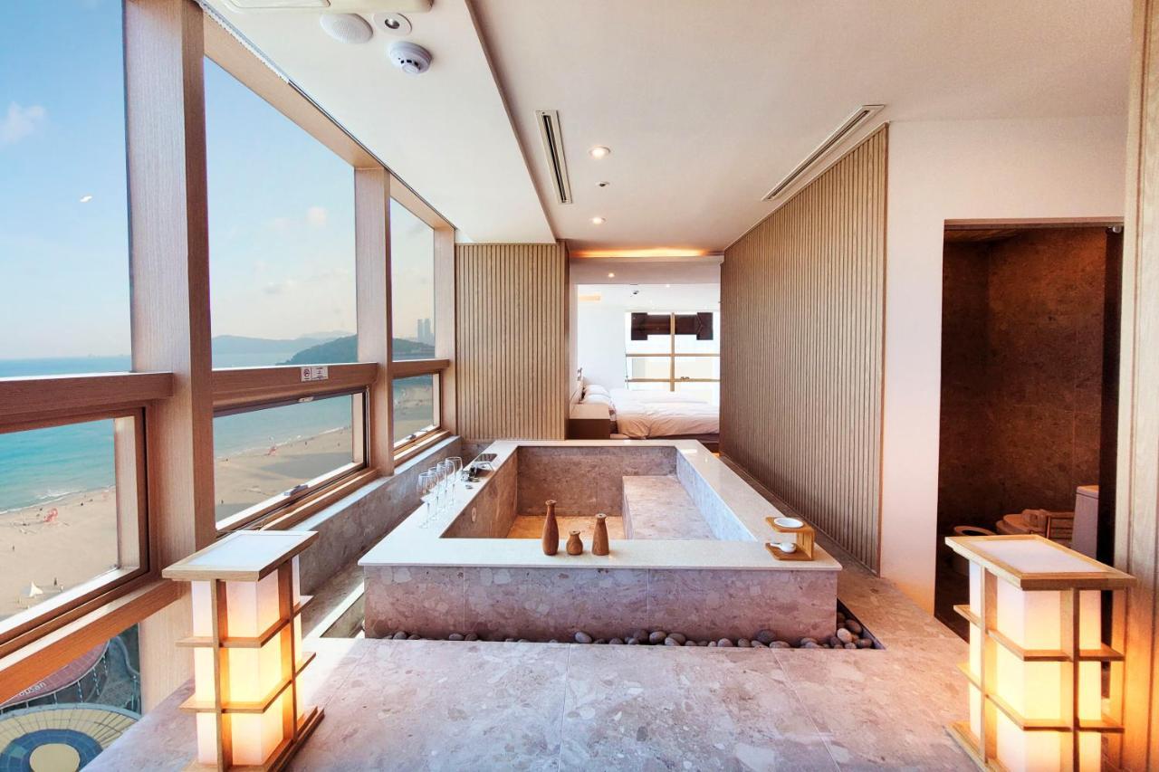Uh Suite The Haeundae 3*