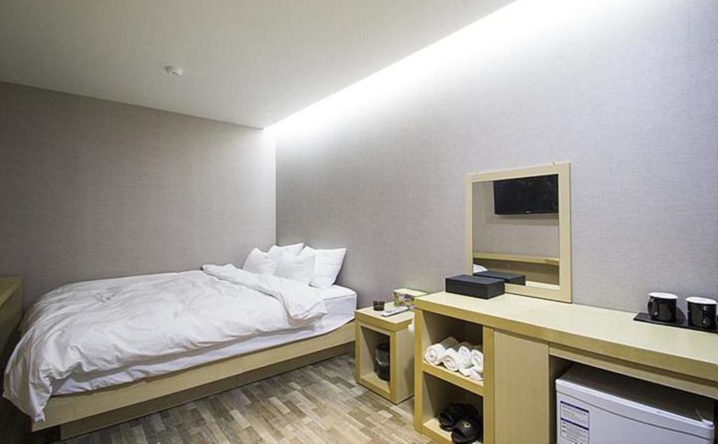 Cloud 9 Hotel 2*