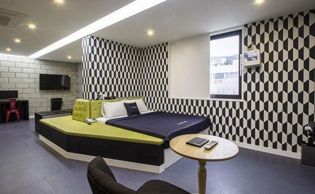 Hotel Home