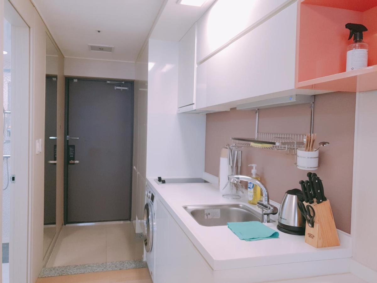 Gaming House For Long-Term Stay L 장기숙박, 자가격리 숙소를 위한 시청역 3분거리 게이밍 하우스