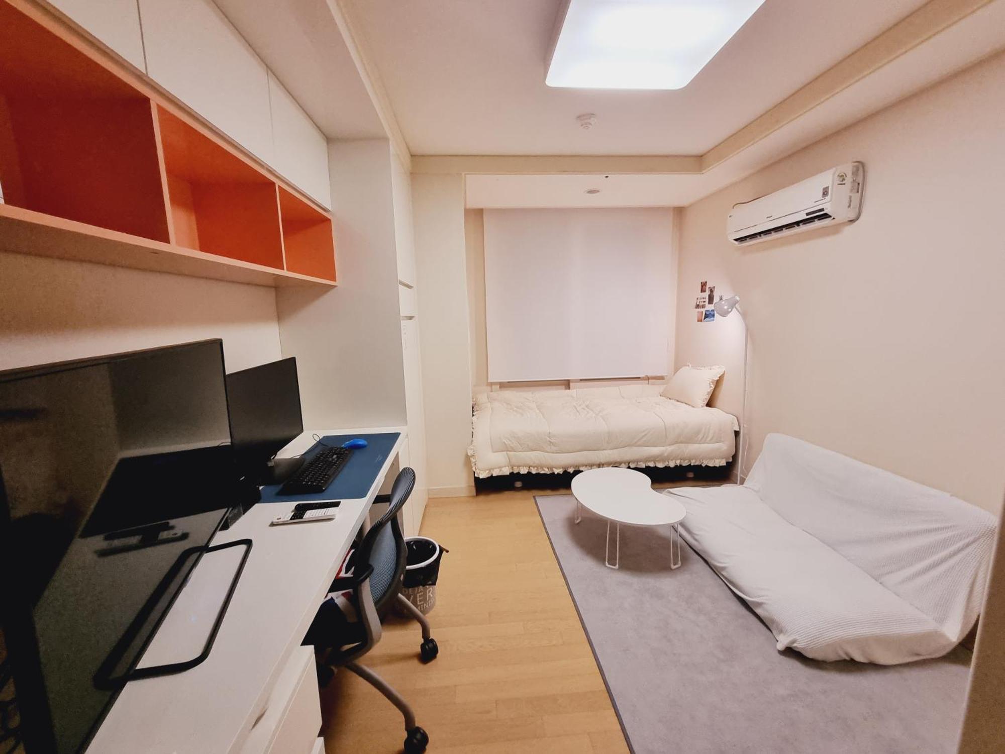 Gaming House For Long-Term Stay L 장기숙박, 자가격리 숙소를 위한 시청역 3분거리 게이밍 하우스