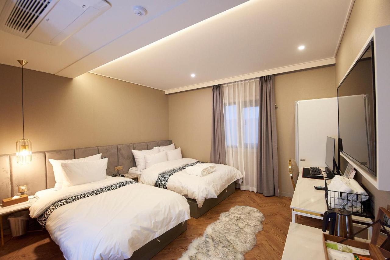 Hotel Denbasta