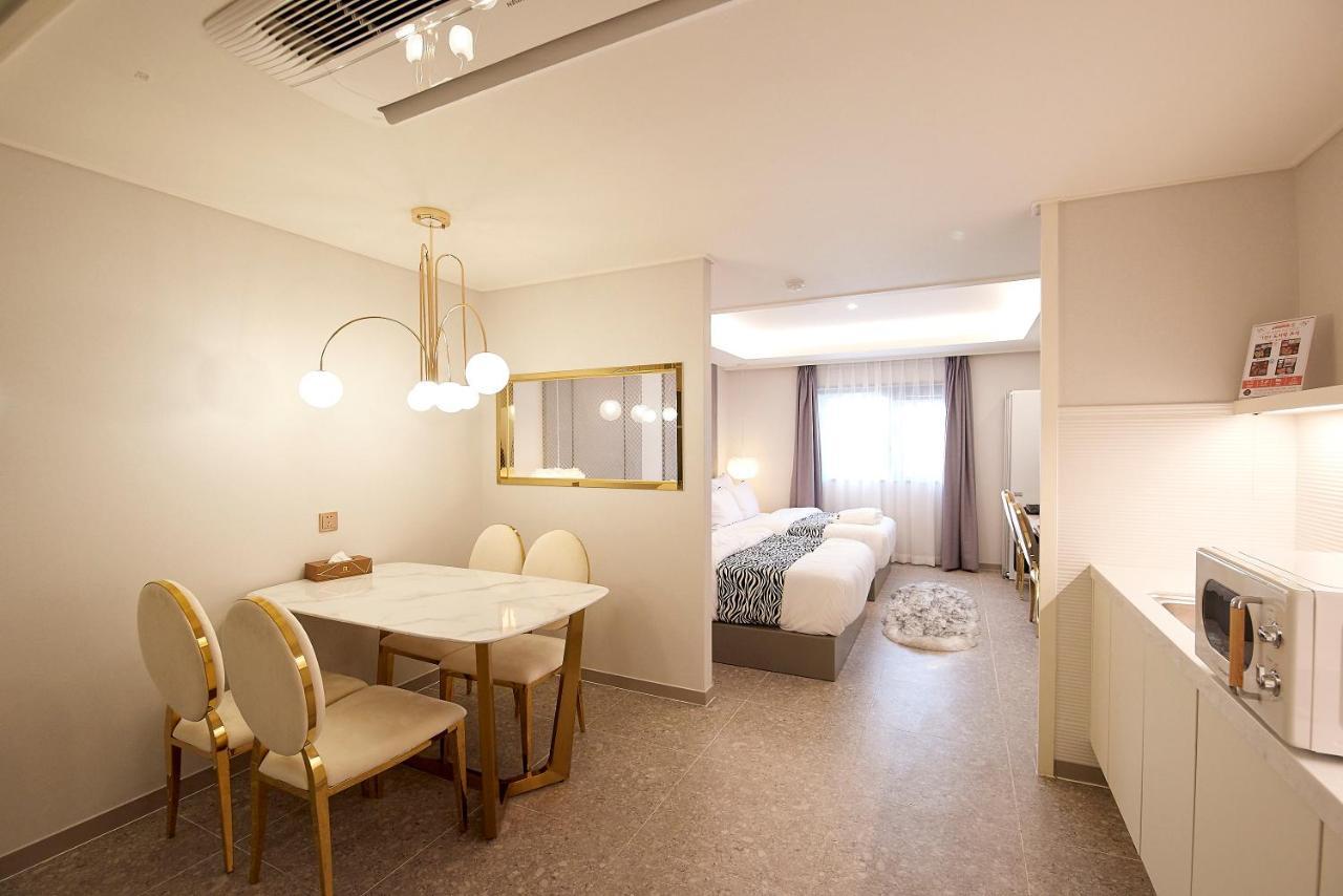 Hotel Denbasta