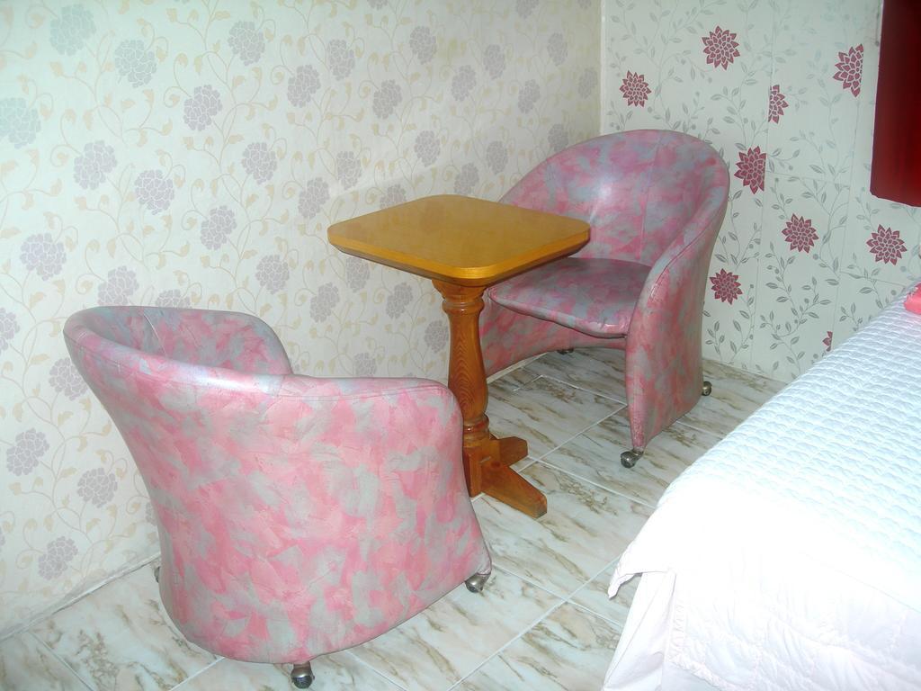 Motel Monaco 2*