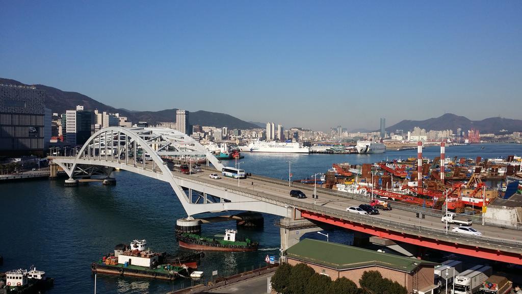 Motel Bridge Busan