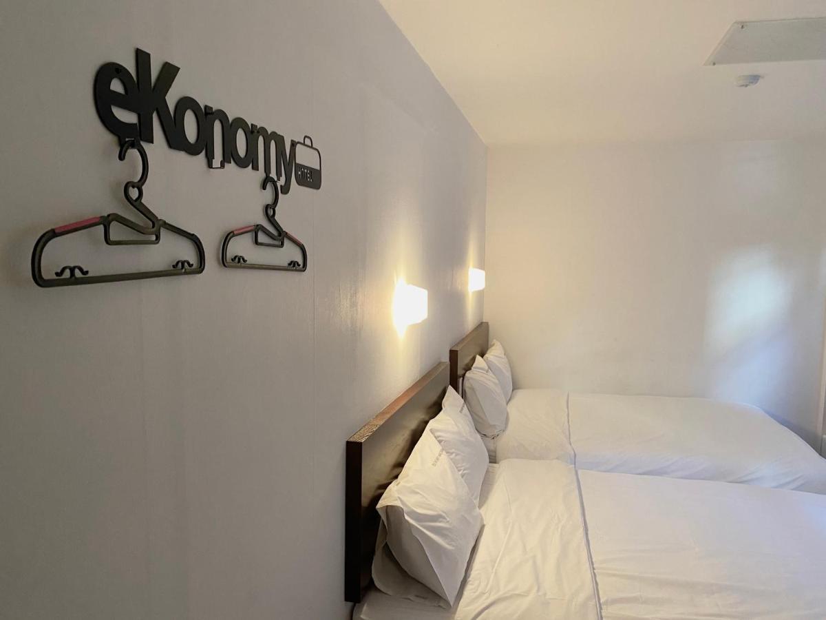 Ekonomy Haeundae * Busan