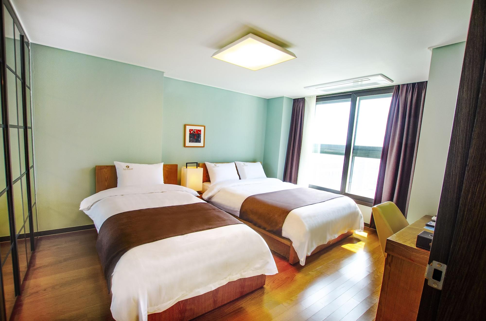 Plea De Blanc & Hotel