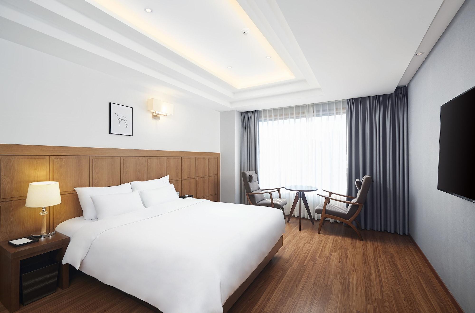 Hotel Lion 3*