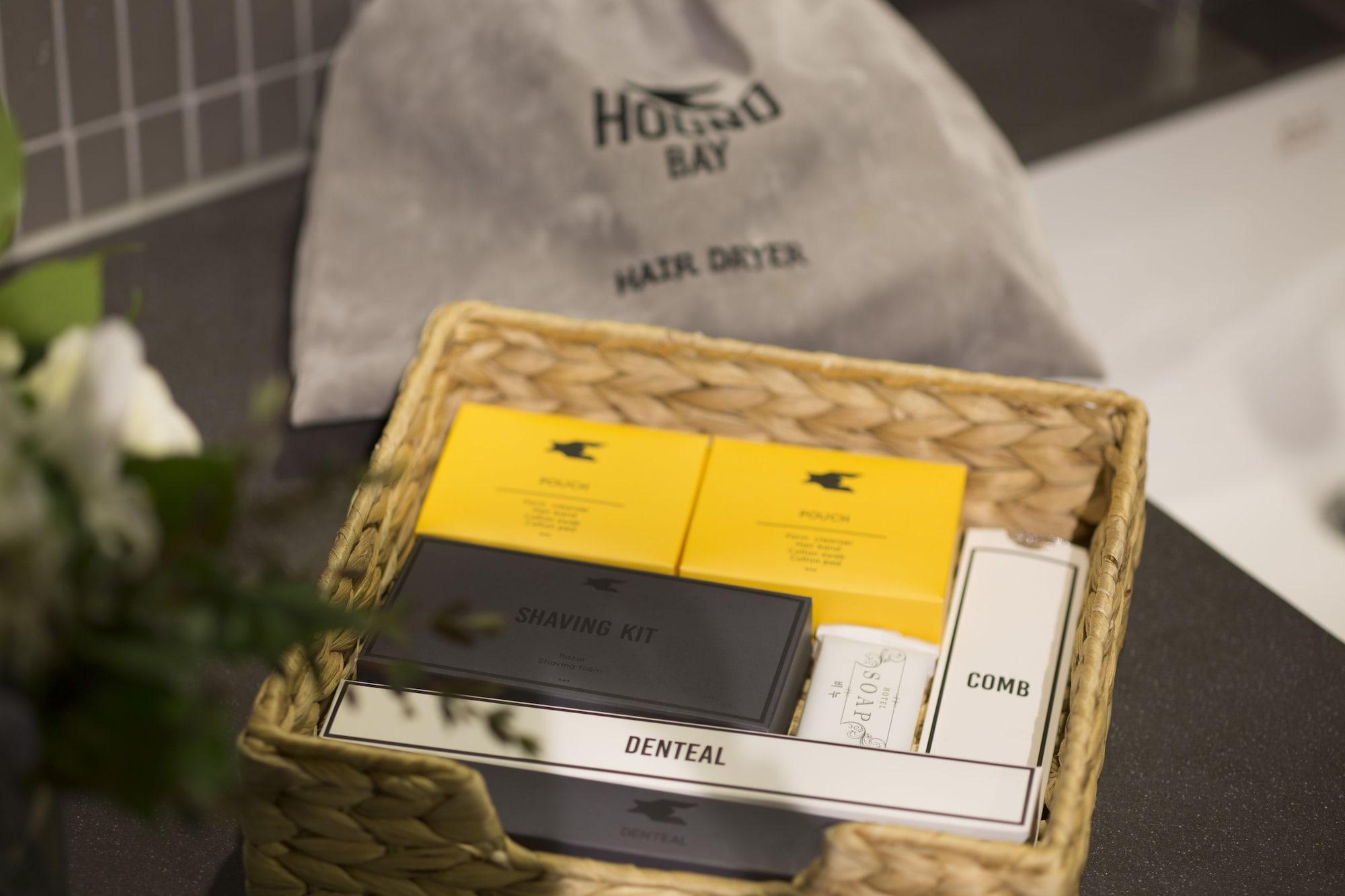 Bay Hound Hotel 3*
