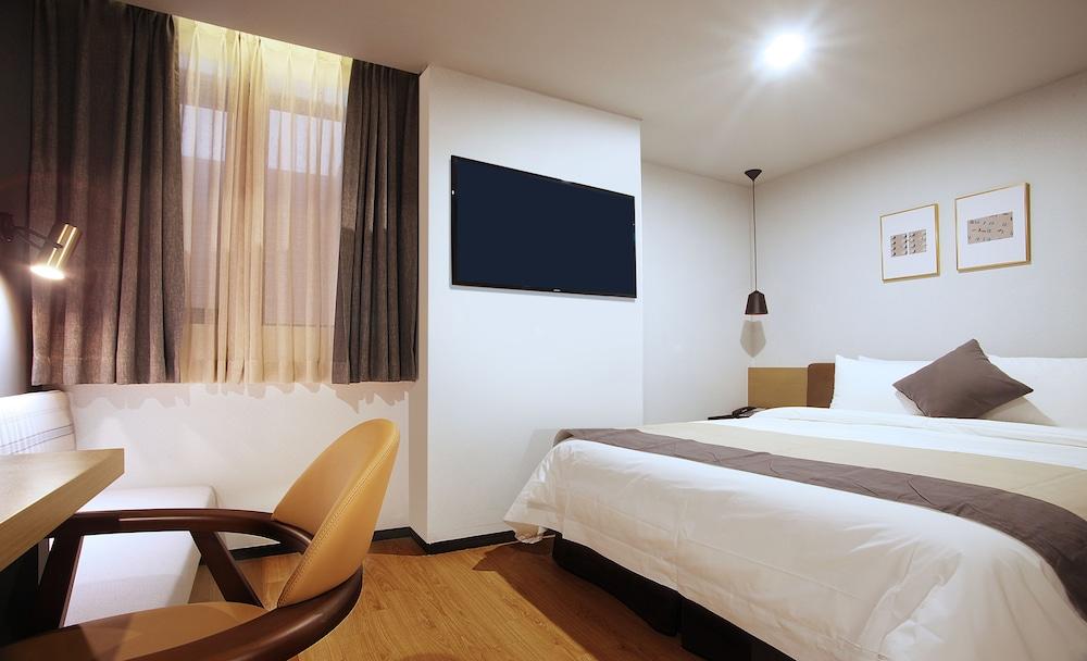 Bay Hound Hotel Busan