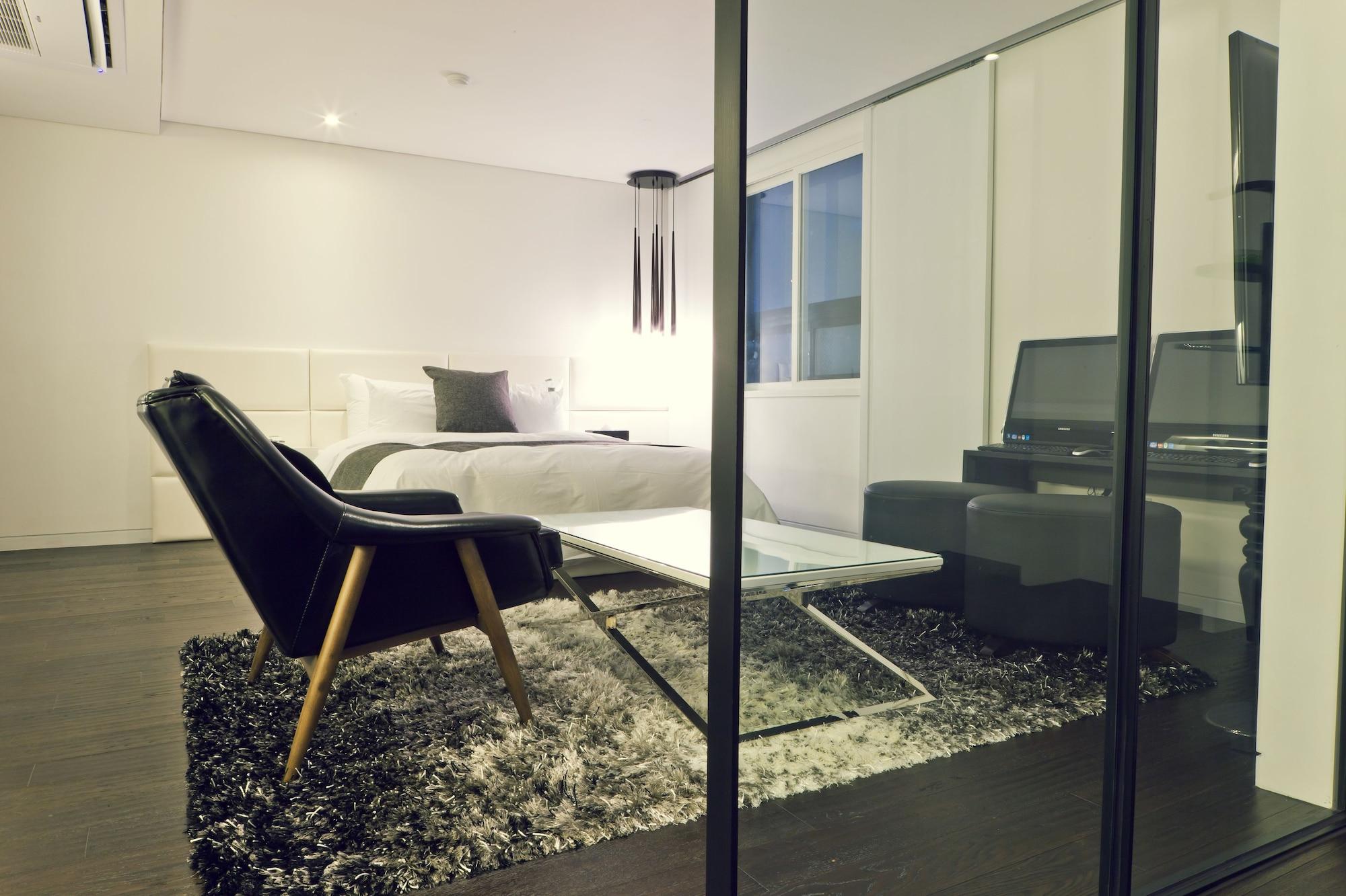 Hotel Amare 2*