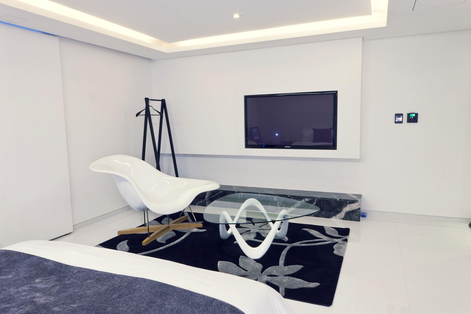 Hotel Amare