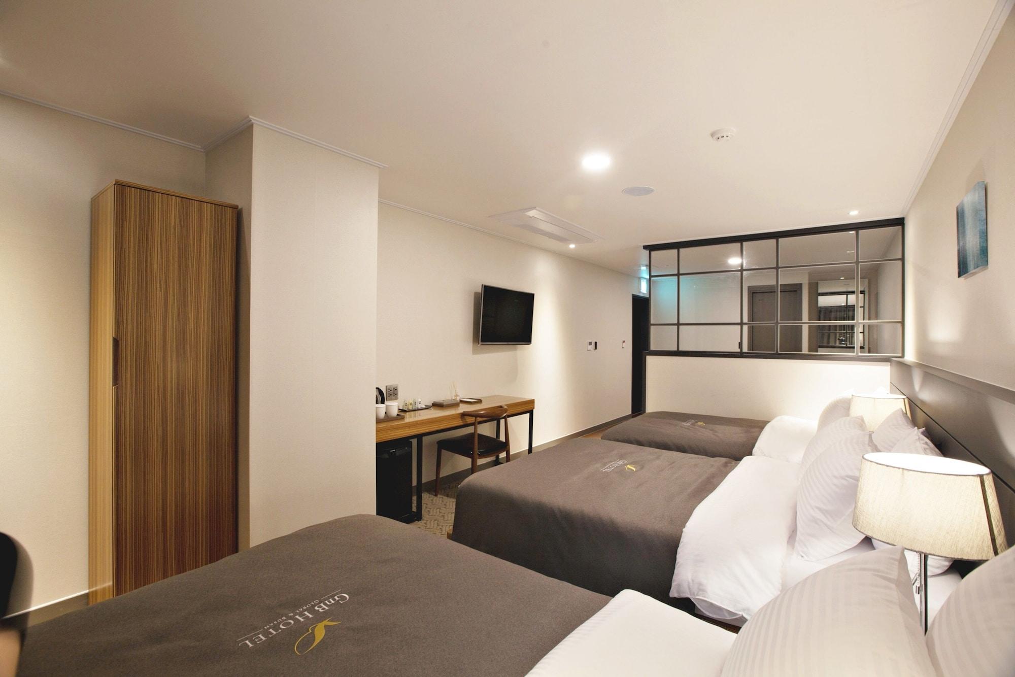 Gnb Hotel 4*