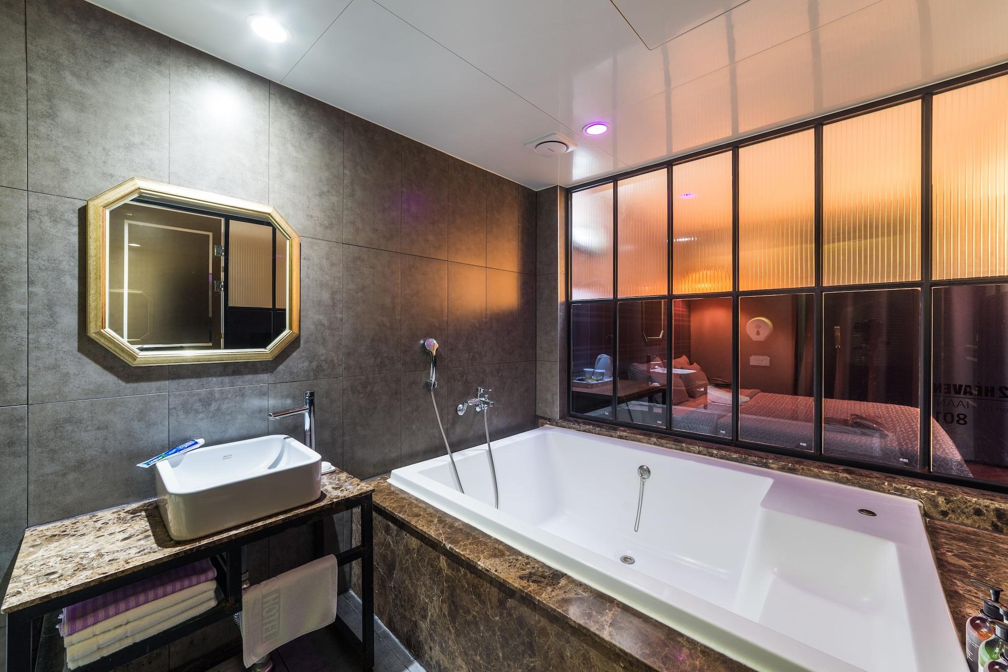 Hotel 2 Heaven Songdo