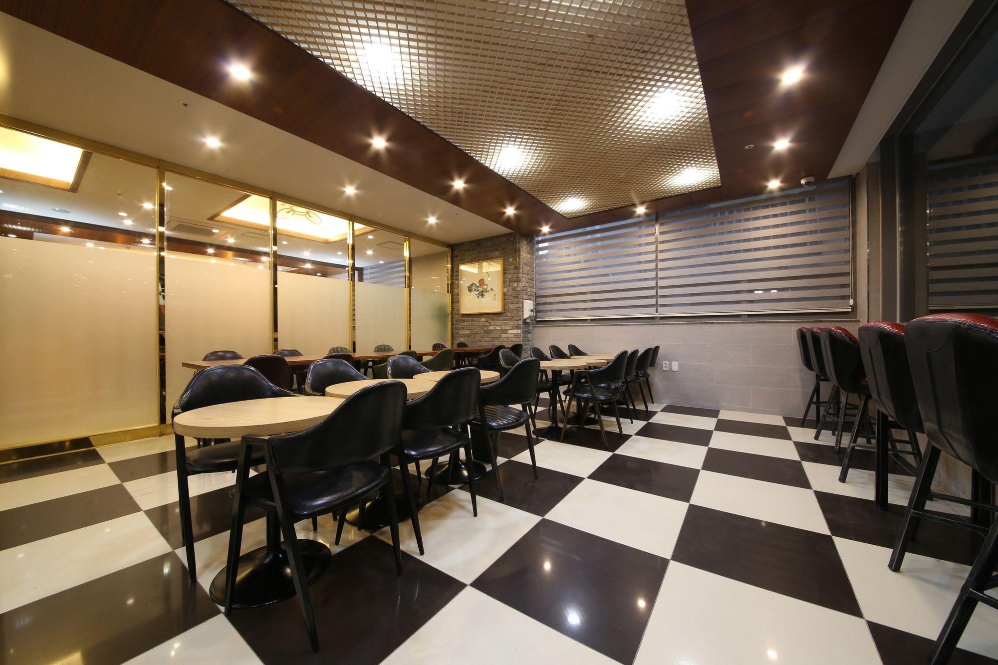 Park Hotel 3*