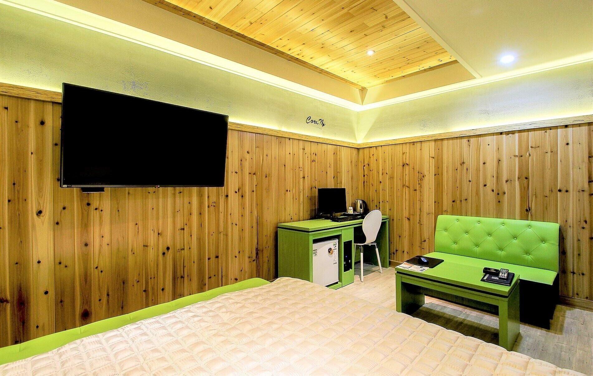 Popcorn Hotel