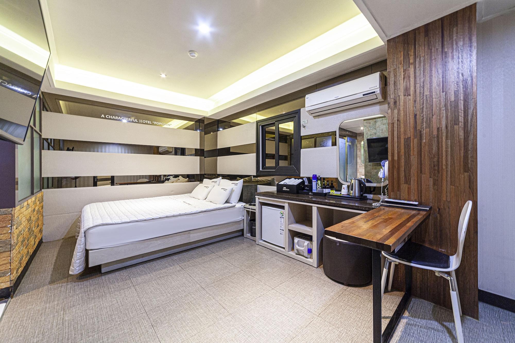 Popcorn Hotel