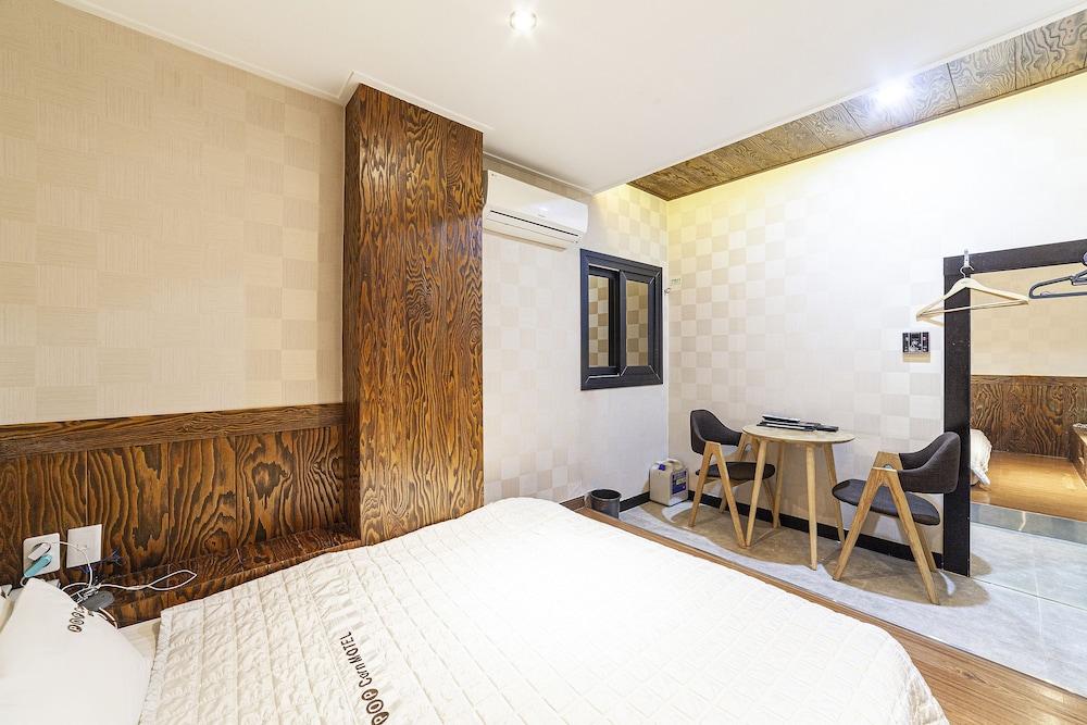 Hotel Popcorn 2*