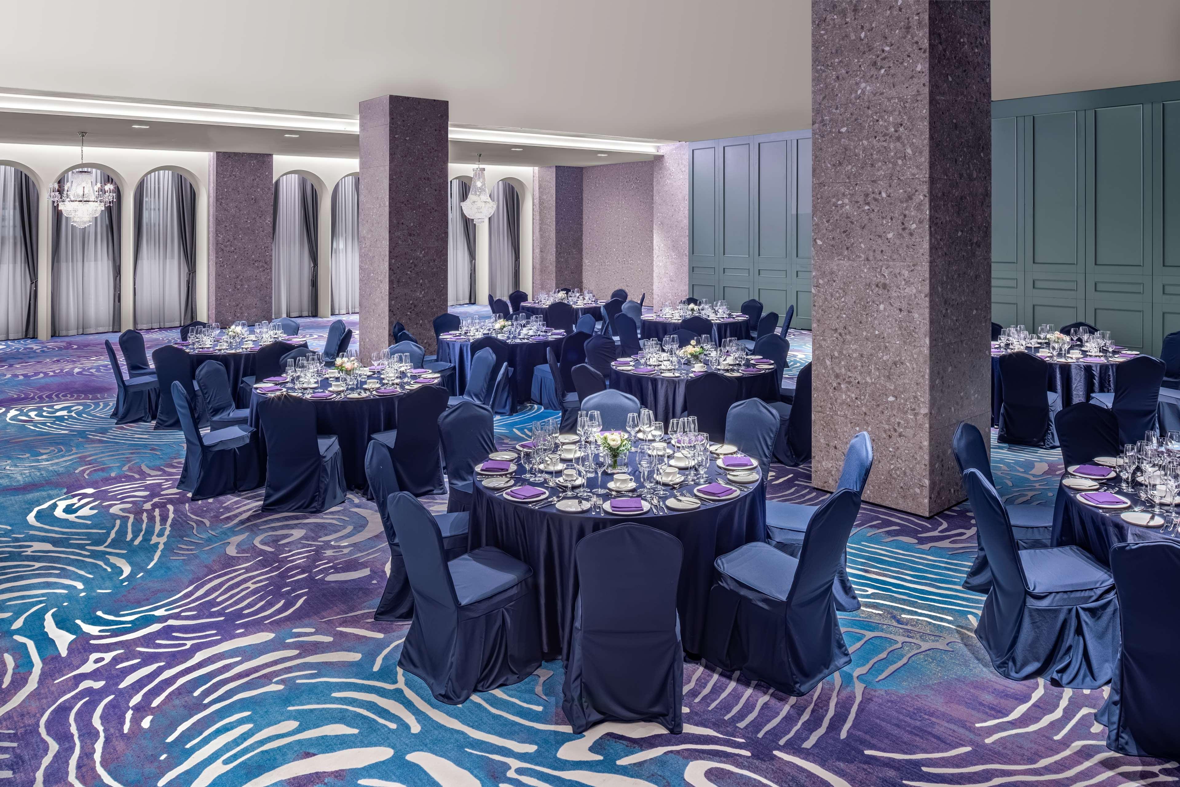 Avani Hotel