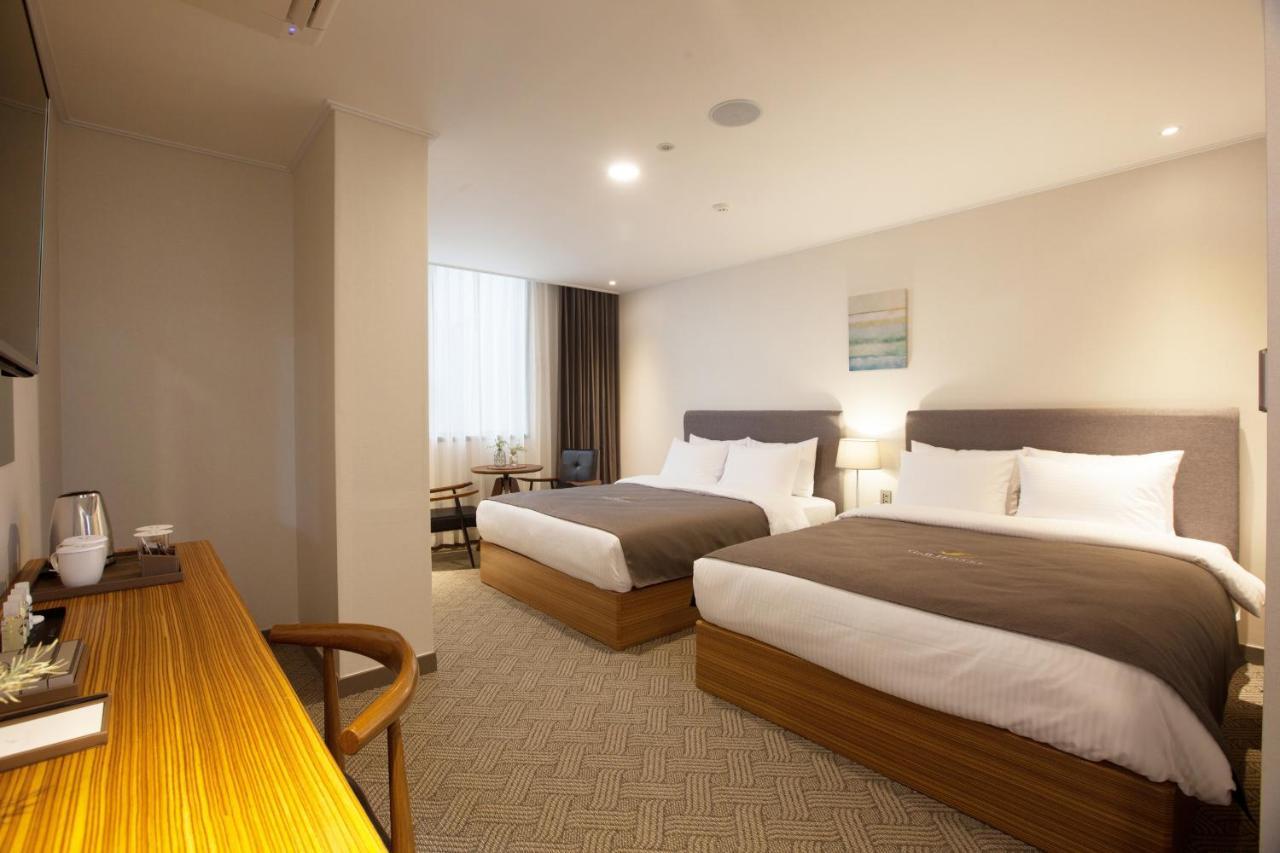 Gnb Hotel 4*