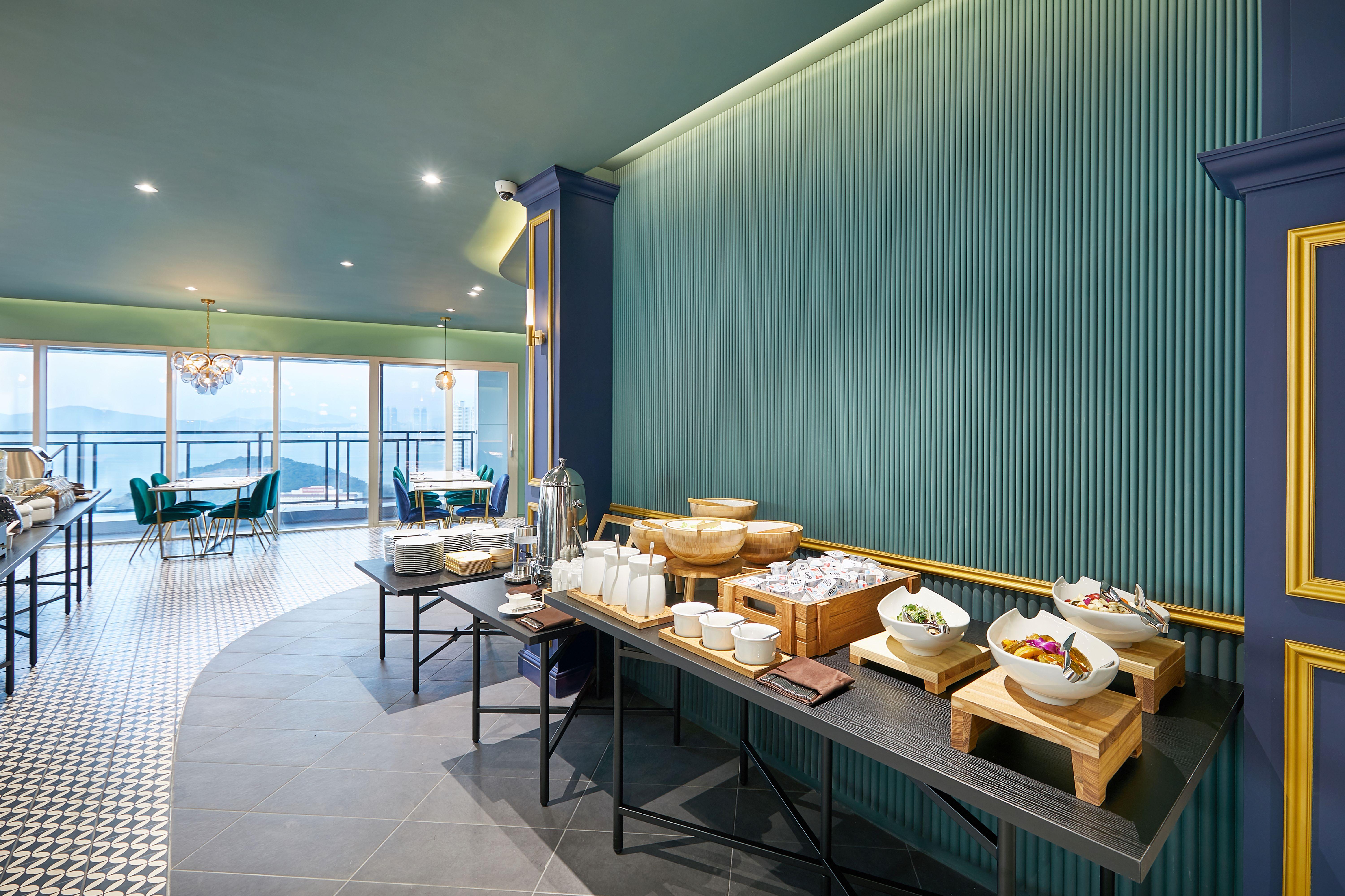 Lavi De Atlan 4* Busan
