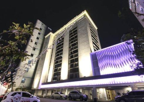 Hotel French Code 2*