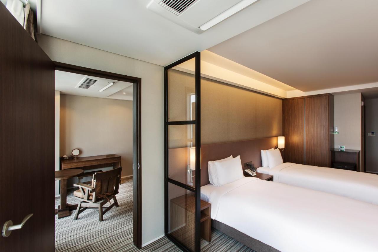 Adela Hotel 4*