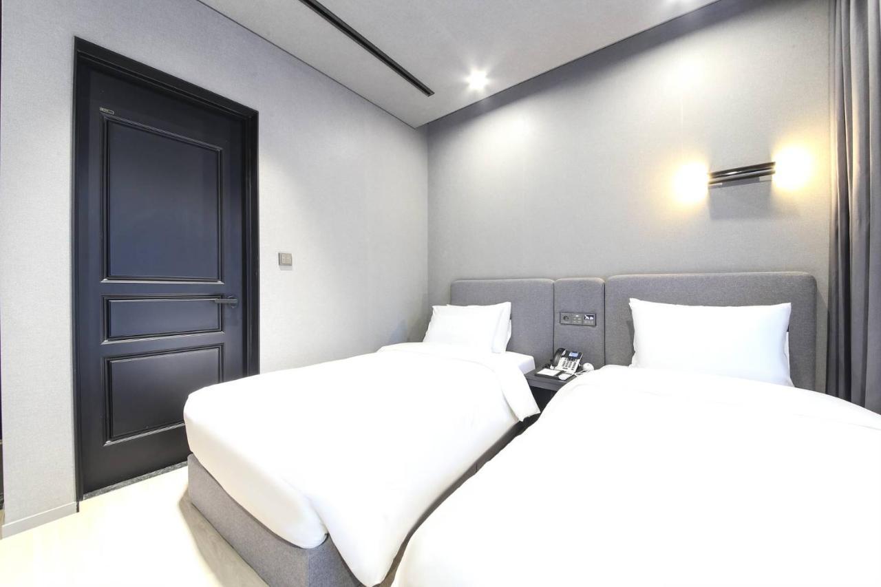The Metro Hotel Busan