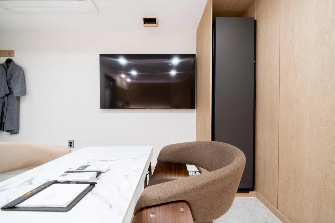 Ytt Hotel 2*