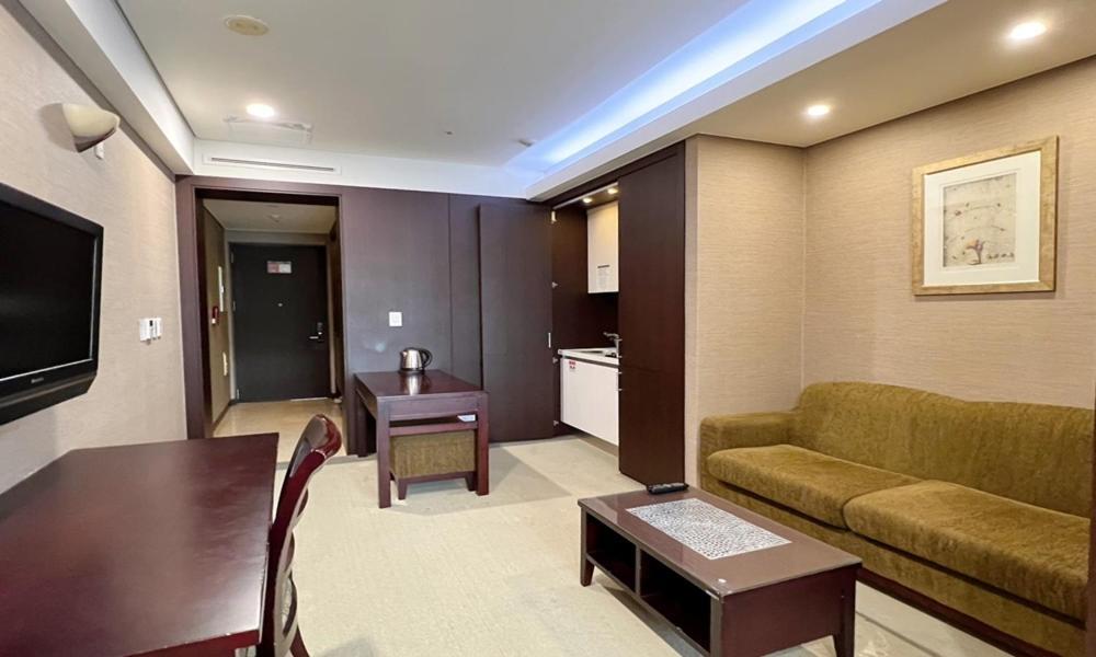 Centurn Victoria Hotel 3*