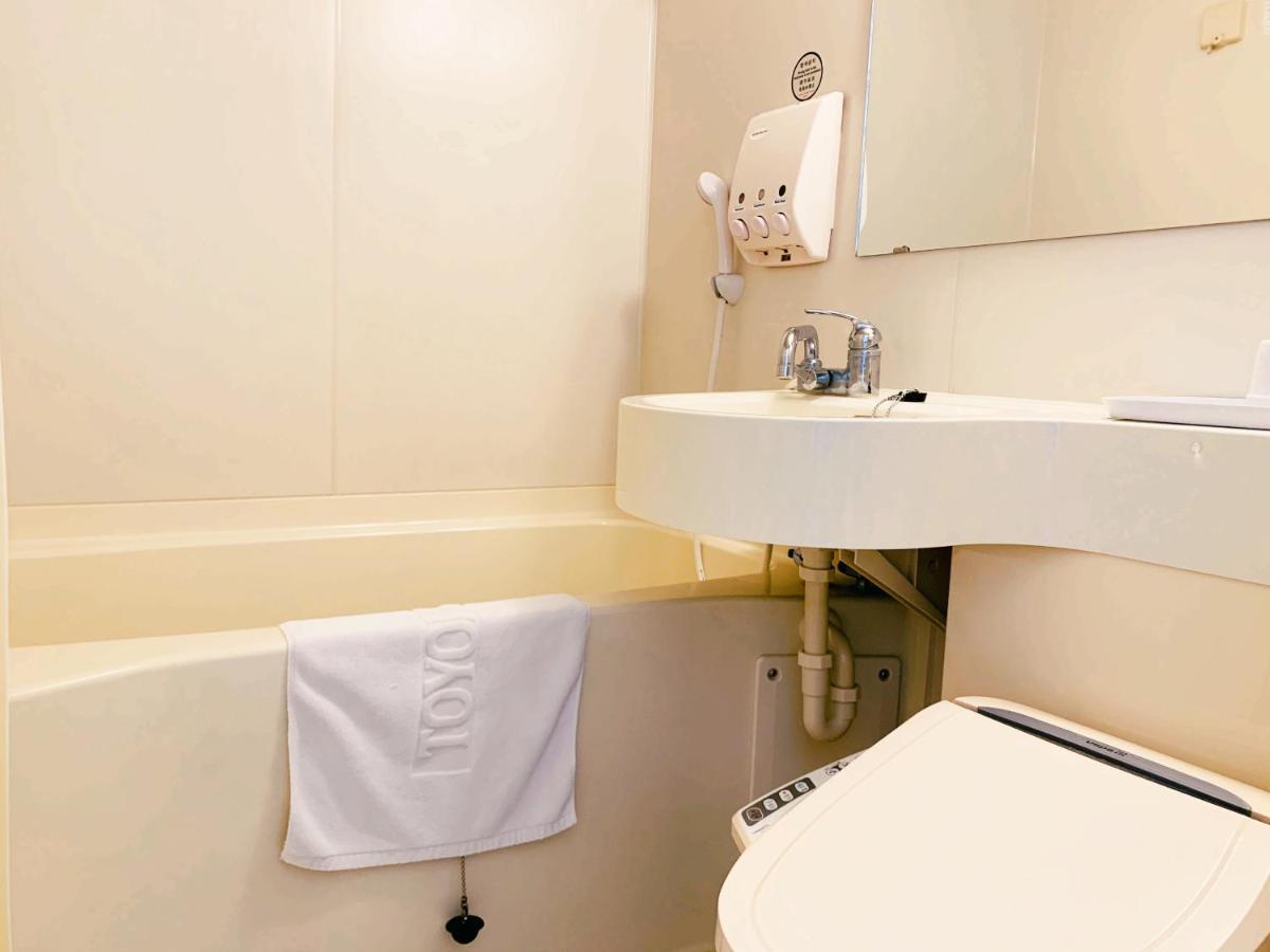 Hotel Toyoko Jungang Station 3*