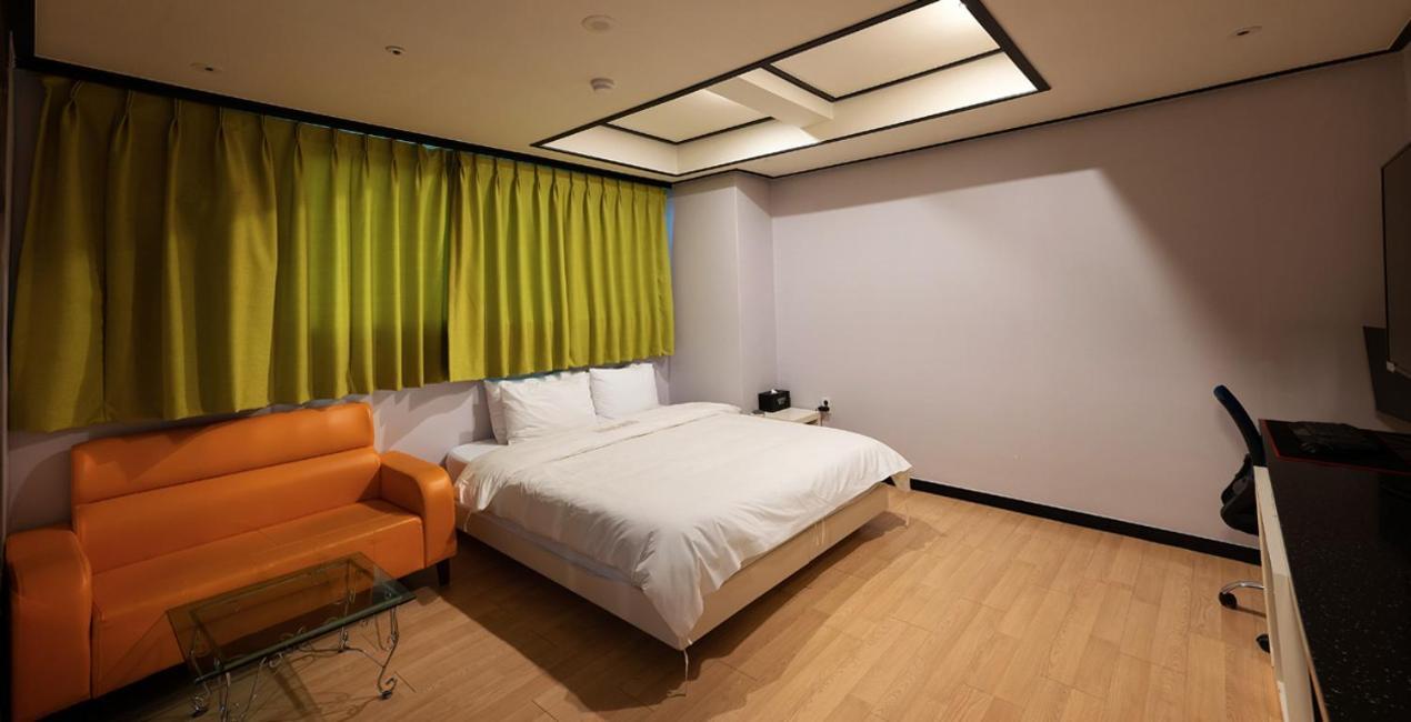 Hermes Busan