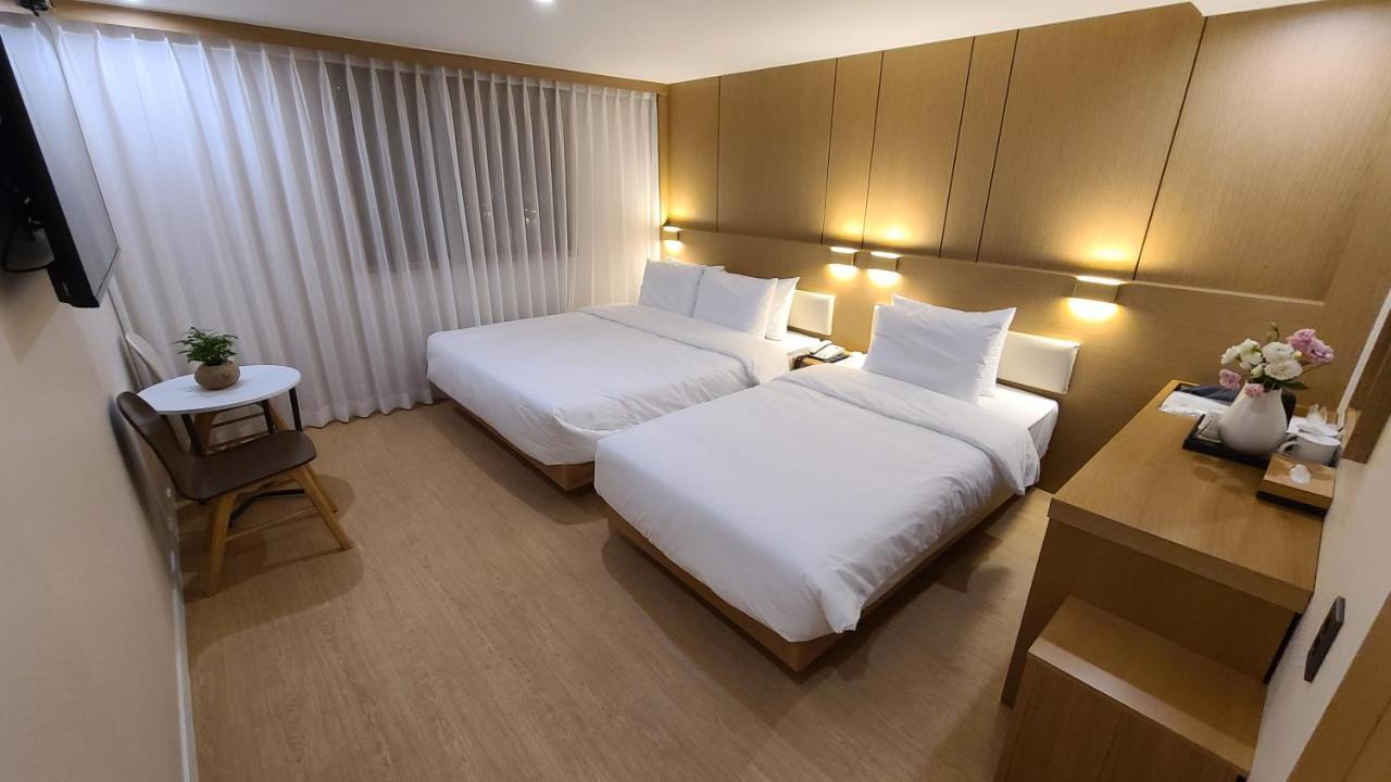 Andrest Motel