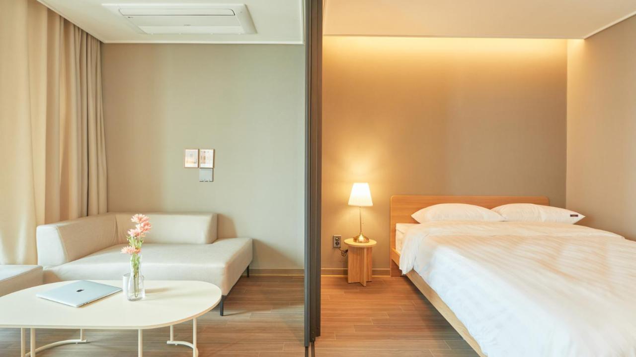 Elbon The Aparthotel