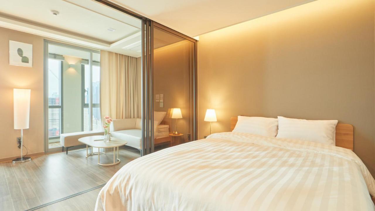 Elbon The Aparthotel *